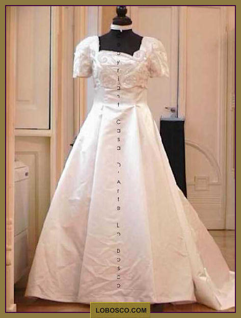 lobosco.com_00002362_abito_sposajpg.jpg